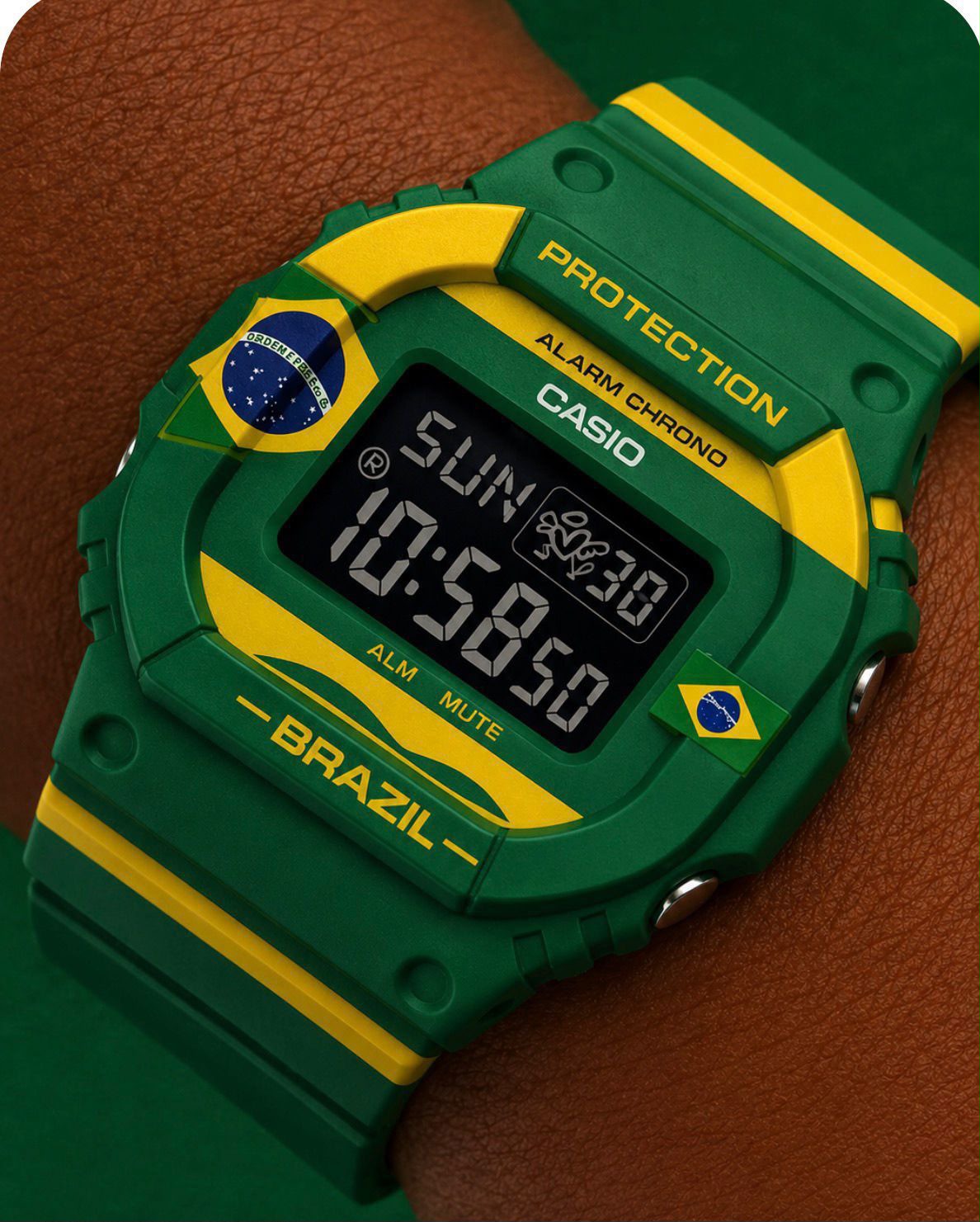Casio G-Shock World Cup Edition Digital Sports Watch ساعة كاسيو جي شوك الرياضية الرقمية - إصدار كأس العالم